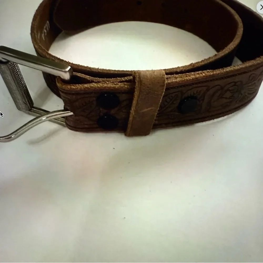 F & L Classic Full Grain embossed brown Leather Belt silver buckle size 30 in